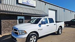 2017 Ram 1500 Crew Cab 4x4 St 5.7l - Rebuilt Title