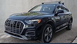 2024 Audi Q5 Komfort | Wireless Apple Car Play | Heated Seats