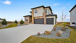 Artista Homes In Forest Grove Estates