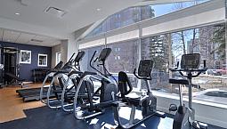 Montreal Bachelor Apartment For Rent - 1150 Rue Sherbrooke Est