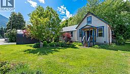 1105 Oscar Street Revelstoke, British Columbia