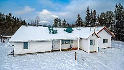 2,100 Sqft Home In Echo Valley On .92 Acre Lot - Realtor Felix®