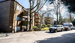 106 10644 151A Street Surrey, British Columbia