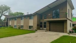 Ideal 2 Bed 1 Bath Suite Near Nait, Transit & Downtown