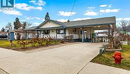 1220 Cedar Street Creston, British Columbia