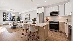 319 13458 95 Avenue Surrey, British Columbia