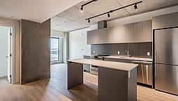 1 Ch - 1 Sdb - Montréal - $2,090 /Mo