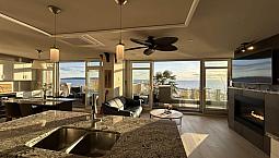 101 15097 Marine Drive White Rock, British Columbia
