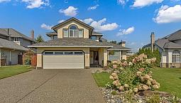 16529 85Th Street Surrey, British Columbia