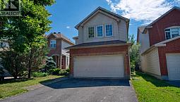 32 Catterick Crescent Ottawa, Ontario