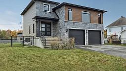 $899,000 - 2 Storey For Sale In Gatineau (Gatineau)